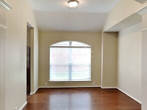 8812 Sun Haven Ln in Pearland, TX - Foto de edificio - Building Photo