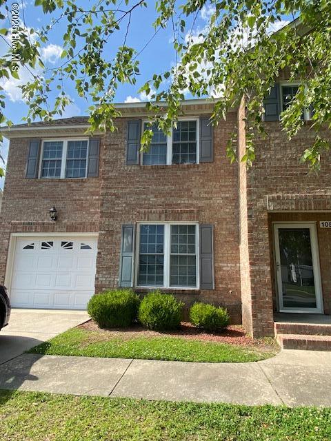 105 S Pointe Dr
