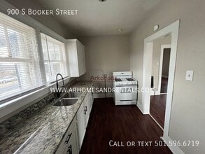 900 S Booker St in Little Rock, AR - Building Photo - Building Photo