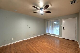 2138 Lynbrook Ln in Garland, TX - Building Photo - Building Photo