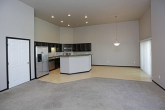 Town Square Townhomes in Fargo, ND - Foto de edificio - Interior Photo