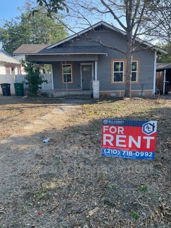 510 Roseborough St in San Antonio, TX - Building Photo - Building Photo