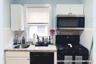 44-46-46 Ward St, Unit 2 in Boston, MA - Building Photo