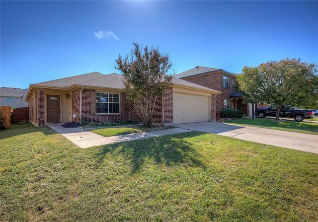 10856 Devontree Dr in Haslet, TX - Building Photo - Building Photo