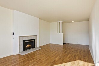 170 Oak Park Dr in San Francisco, CA - Building Photo - Building Photo