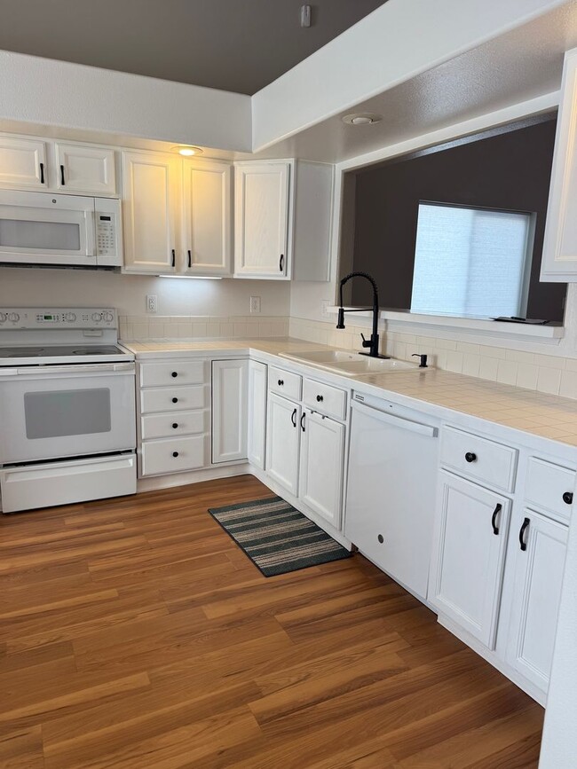 6302 Whirlwind Dr in Colorado Springs, CO - Building Photo - Building Photo