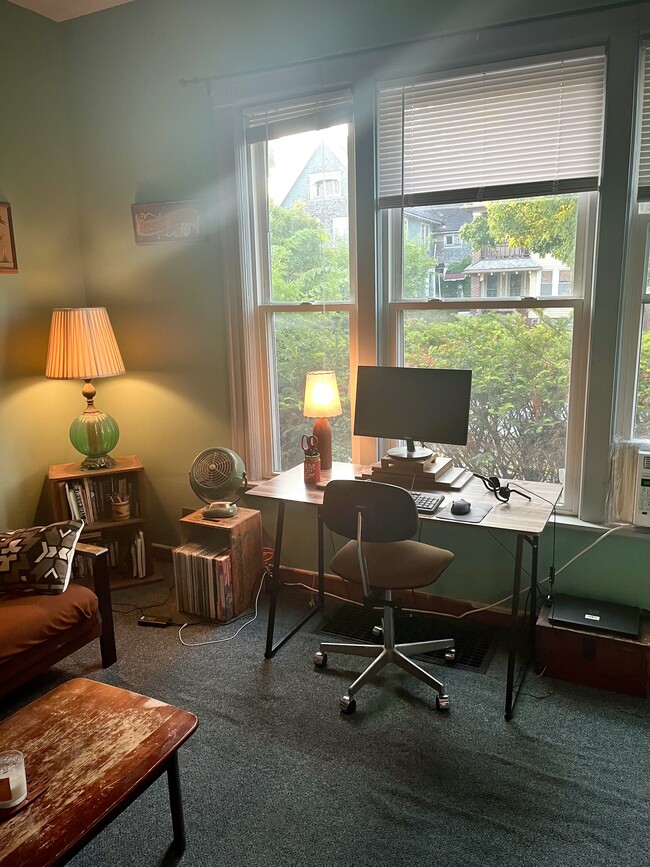 property at 637 E Otjen St