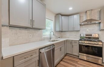 214 Adeline Ave NW in Atlanta, GA - Building Photo - Building Photo