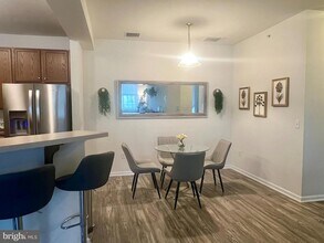 435 Timberlake Dr in Trenton, NJ - Building Photo - Building Photo