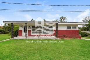 1014 Arbor Dr in Greensboro, NC - Building Photo