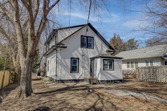 818 S 31st St, Unit 1 in Lincoln, NE - Building Photo - Building Photo