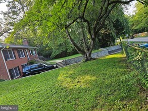 6513 Old Dominion Dr in McLean, VA - Building Photo - Building Photo