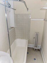 626 W Arlington Pl, Unit 49 in Chicago, IL - Building Photo - Building Photo