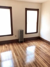 336 Centre St in Boston, MA - Building Photo - Building Photo