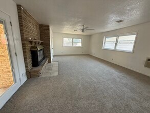 3812 E 36th St in Tulsa, OK - Building Photo - Building Photo