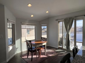 905 Sunrise Ct in Dodge City, KS - Building Photo - Building Photo