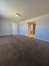 109 Kenilworth Ct in Radcliff, KY - Building Photo - Building Photo