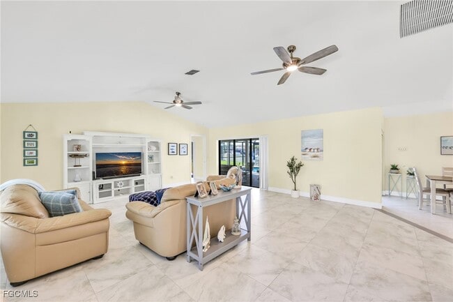 5032 Skyline Blvd in Cape Coral, FL - Building Photo - Building Photo