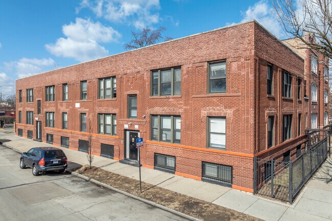814 E 67th St in Chicago, IL - Building Photo - Primary Photo