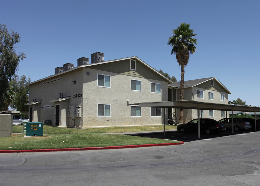 Sunset West Apartments in Blythe, CA - Building Photo