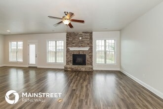 12409 Turkey Crossing Ln in Knoxville, TN - Building Photo - Building Photo