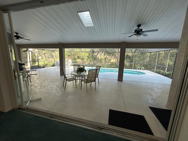 10259 N Lupi Point in Citrus Springs, FL - Foto de edificio - Building Photo