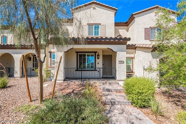 property at 779 Omaggio Pl