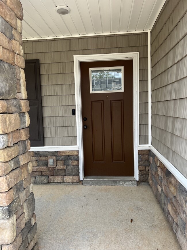 489 Eisenhower Dr in Crestview, FL - Building Photo - Building Photo