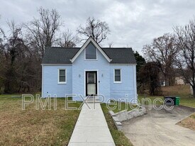 8203 Comet Dr in Fort Washington, MD - Building Photo