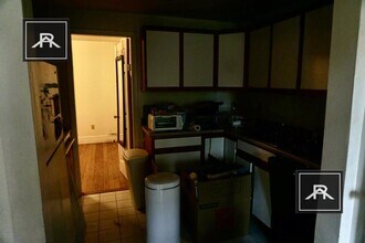 302 Tappan St in Brookline, MA - Building Photo - Building Photo