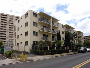 Kamaaina Hale in Honolulu, HI - Foto de edificio - Building Photo