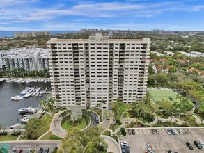 3200 Port Royale Dr S in Fort Lauderdale, FL - Foto de edificio - Building Photo