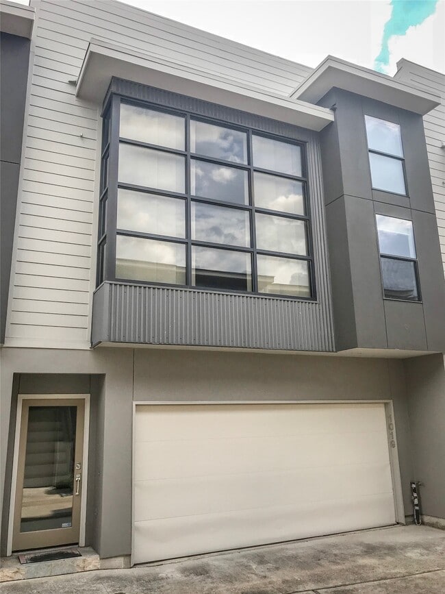 property at 1019 Bonner St