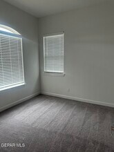135 Bonnie Trl in Sunland Park, NM - Building Photo - Building Photo