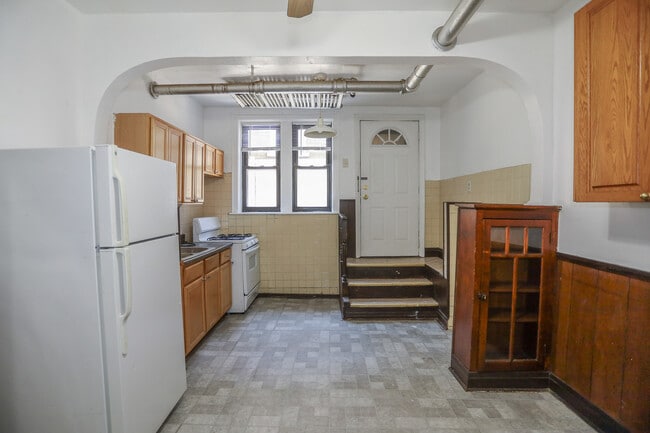 4728 W Addison St in Chicago, IL - Building Photo - Building Photo