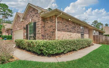 16 Marina Way in Montgomery, TX - Building Photo - Building Photo