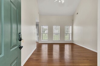 2112 Maynard Ct in Nashville, TN - Foto de edificio - Building Photo
