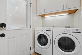 1009 Catalina Ave in Santa Ana, CA - Building Photo - Building Photo