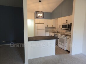 39875 N Golf Ln in Antioch, IL - Building Photo - Building Photo