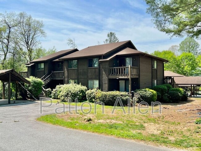 property at 530 Courtwood Ln