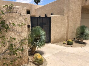 72836 Mesa View Dr in Palm Desert, CA - Building Photo - Building Photo