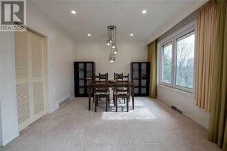 28 Esther Lorrie Dr in Toronto, ON - Building Photo - Building Photo