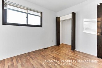 18819 Oakwood Ct in Country Club Hills, IL - Building Photo - Building Photo