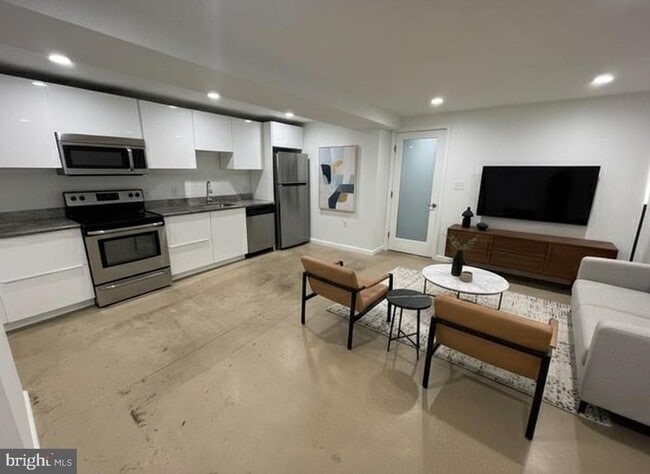 property at 4005 New Hampshire Ave NW
