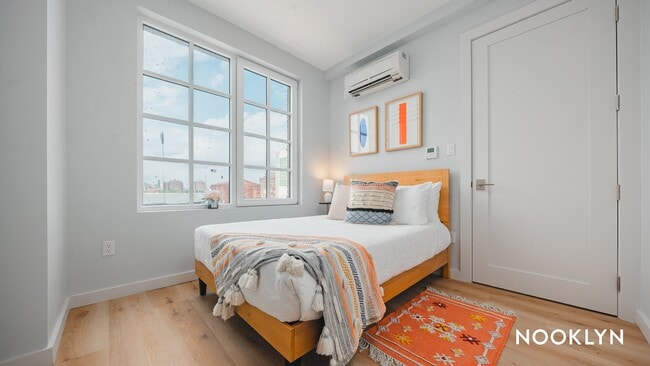 68 Gold St, Unit 3k in Brooklyn, NY - Foto de edificio - Building Photo