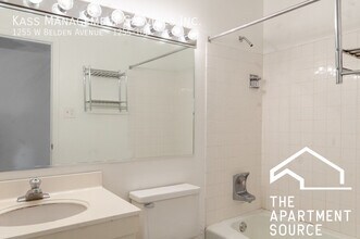 1257 W Belden Ave, Unit 10 in Chicago, IL - Building Photo - Building Photo