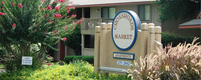 Crossroads Market Apartments