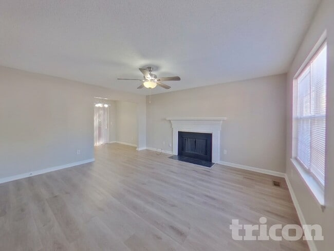 104 Kells Dr in Hopkins, SC - Building Photo - Building Photo