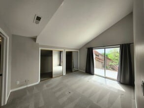 860 S Village Rd in Saint George, UT - Building Photo - Building Photo