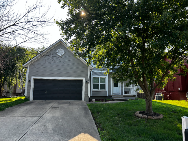 property at 1036 N Marion St